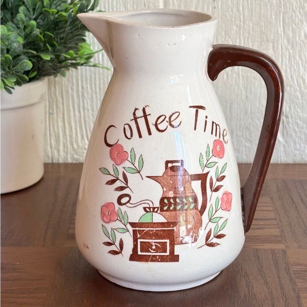 Charming Vintage Ceramic Coffee Time Pitcher MCM 1963 Lipper & Mann plant vase